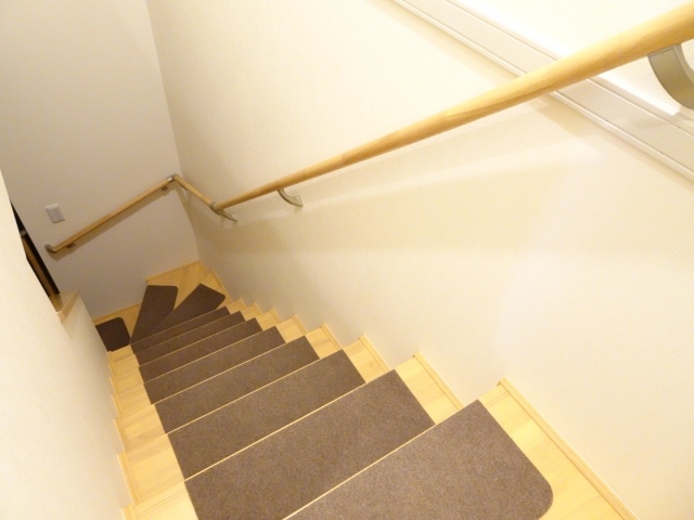 階段と滑り止めマット
